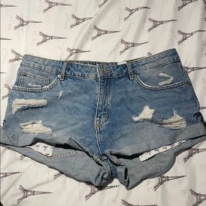 H&M ripped denim shorts